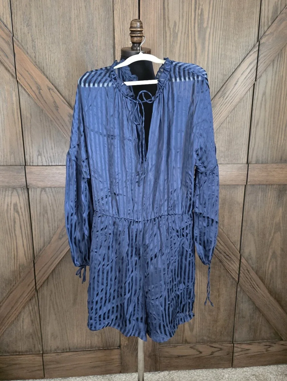 Alice + Olivia Navy Striped Silk Blend Long Sleeve Romper